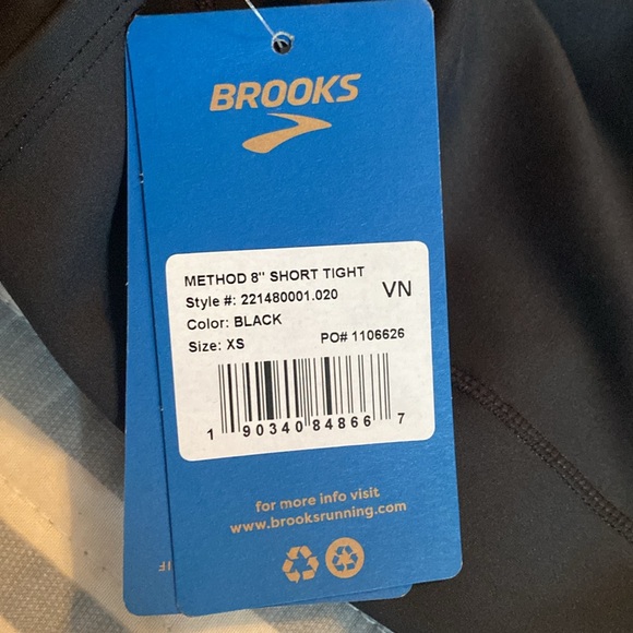 NWT Brooks Women Method 8’ short tight short leggings with pockets out of stock - Picture 8 of 9